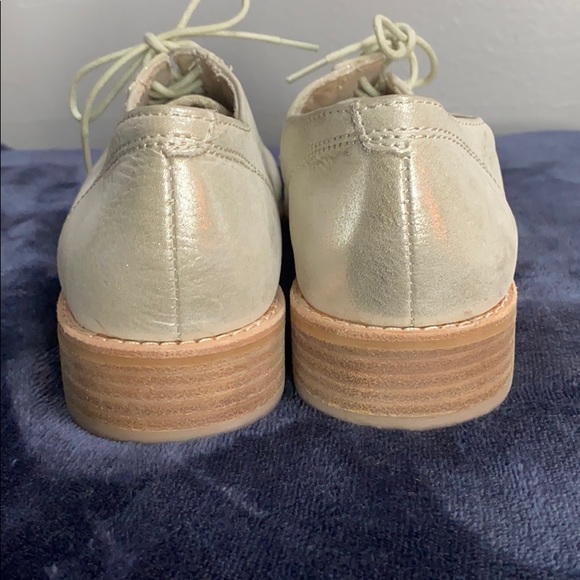Gap pearl colored loafers - Picture 2 of 3